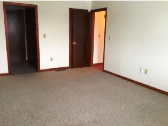 $2,095 | 7 Railroad Avenue, Unit 103, Derry, NH 03038