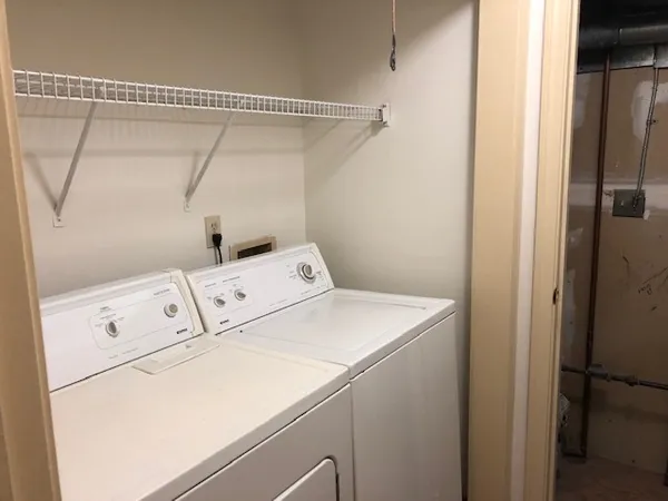 $2,095 | 7 Railroad Avenue, Unit 103, Derry, NH 03038