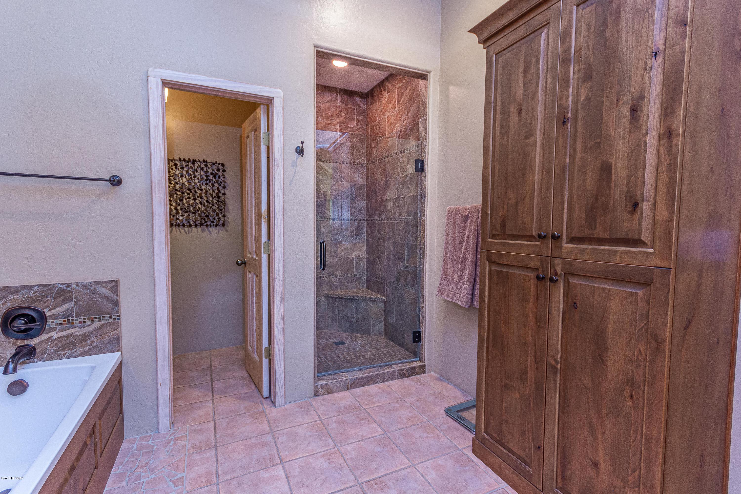 9916 North Ridge Shadow Place Tucson, AZ 85704 - Photo 44 of 50