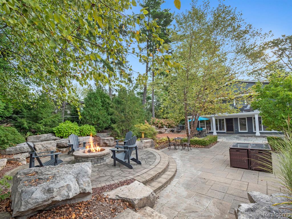 4906 Charing Cross Road Bloomfield Hills, MI 48304 - Photo 65 of 87 Gallery Image 65