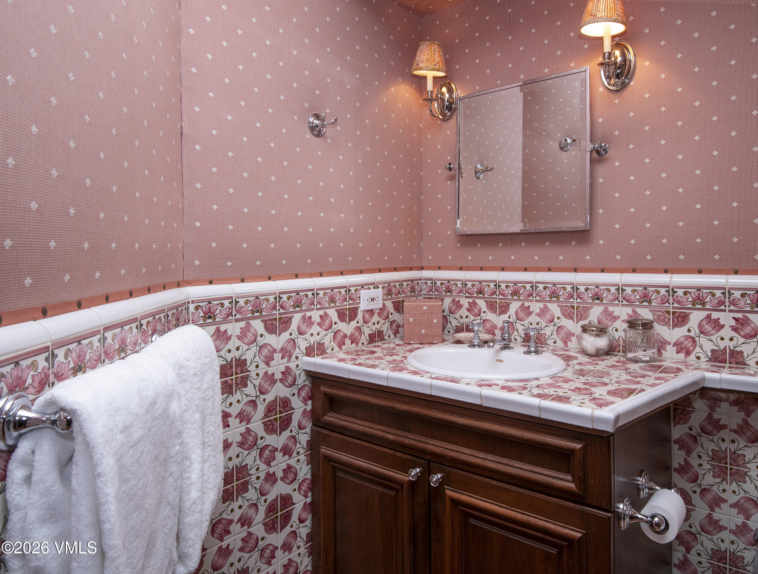 458 Vail Valley Drive, Unit R5 Vail, CO 81657 - Photo 32 of 39 Bathroom #4