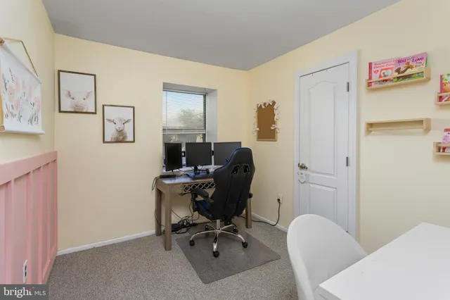 $270,000 | 912 Silver Court, Hamilton, NJ 08690