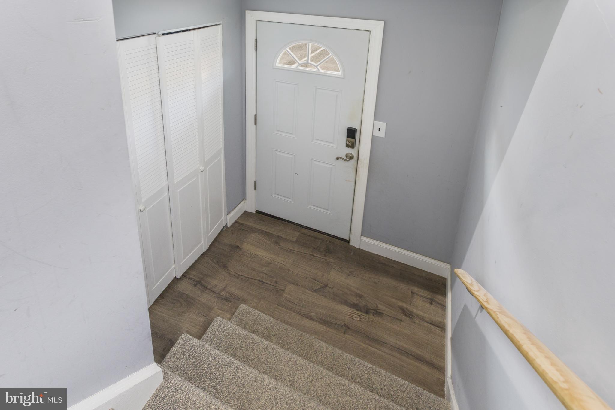 912 Silver Court Hamilton, NJ 08690 - Photo 5 of 22 a view of an empty room