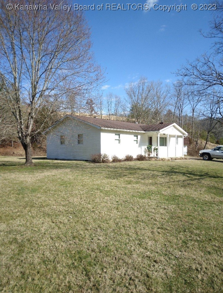 1129 Belgrove Road Kenna, WV 25248 - Photo 2 of 33 Gallery Image 2
