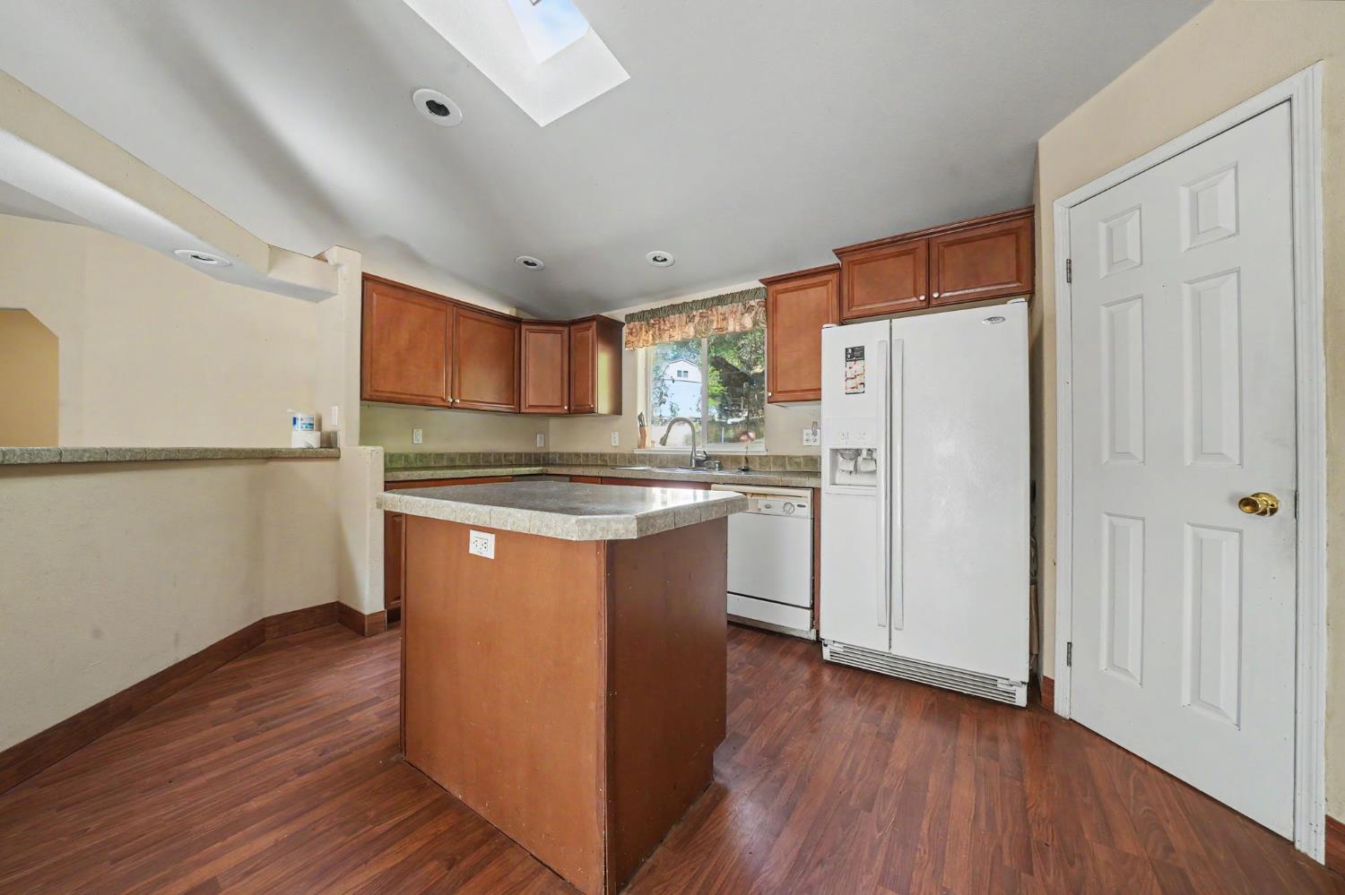 6240 Michel Road Mountain Ranch, CA 95246 - Photo 10 of 92