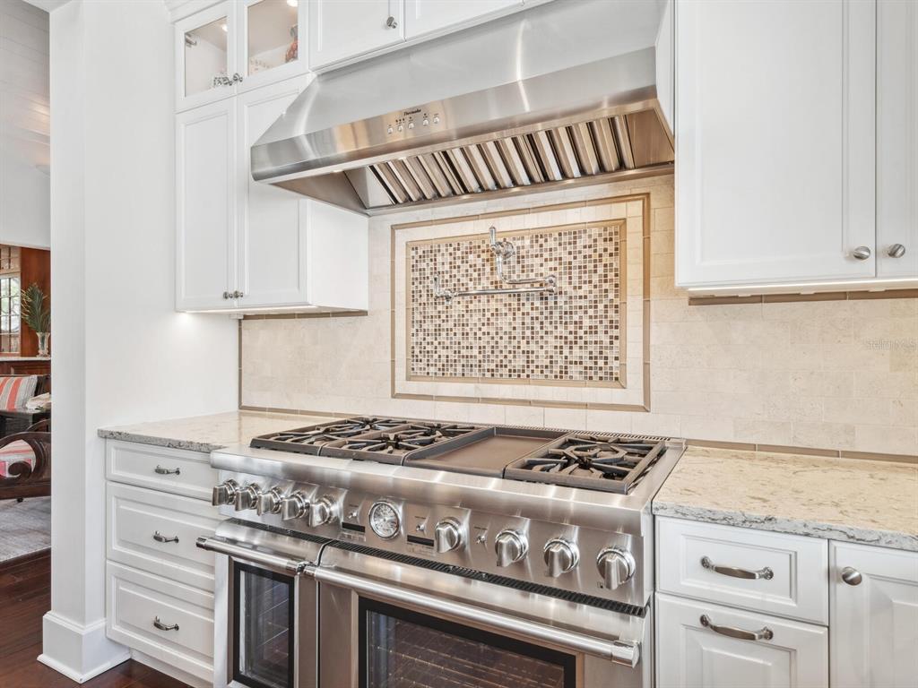 7333 Point Of Rocks Road Sarasota, FL 34242 - Photo 13 of 81