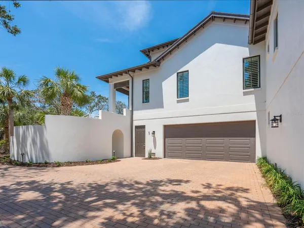 $3,695,000 | 7333 Point Of Rocks Road, Sarasota, FL 34242
