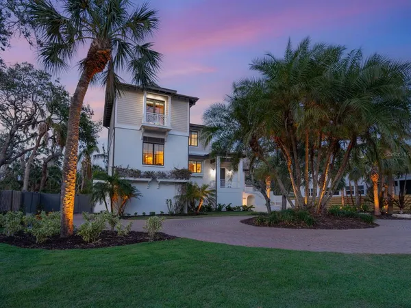 $3,695,000 | 7333 Point Of Rocks Road, Sarasota, FL 34242
