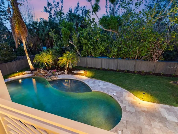 $3,695,000 | 7333 Point Of Rocks Road, Sarasota, FL 34242