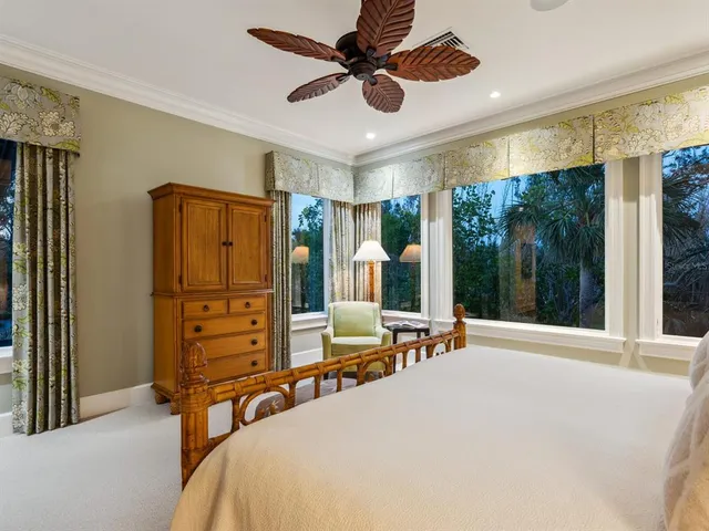 $3,995,000 | 7333 Point Of Rocks Road, Sarasota, FL 34242