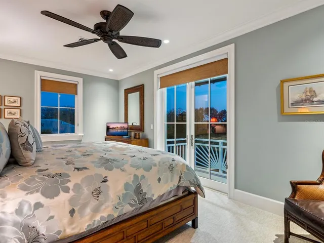 $3,995,000 | 7333 Point Of Rocks Road, Sarasota, FL 34242