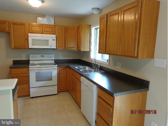 14041 Spickler Road Clear Spring, MD 21722 - Photo 8 of 11 Kitchen