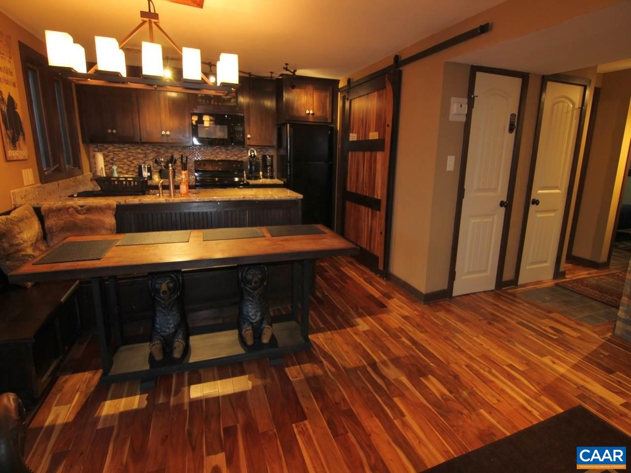 423 Three Ridges Roseland, VA 22967 - Photo 5 of 11 Gallery Image 5