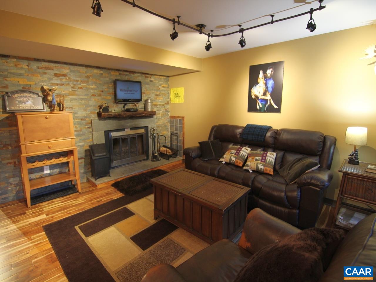 423 Three Ridges Roseland, VA 22967 - Photo 6 of 11 Gallery Image 6
