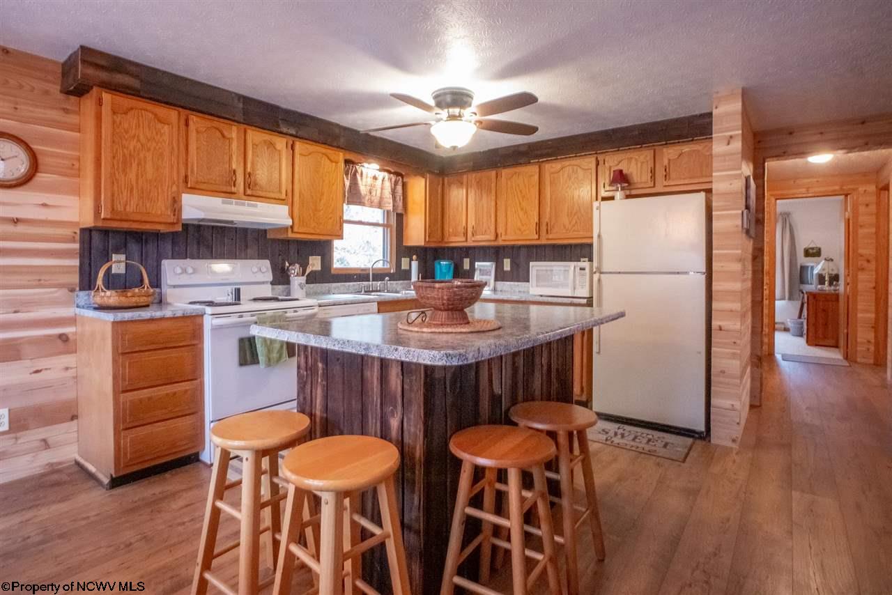 712 Cabin Mountain Road Davis, WV 26260 - Photo 6 of 20 Gallery Image 6