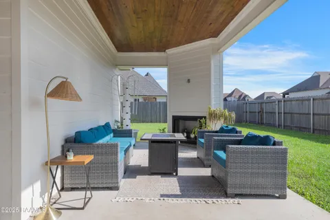 $490,000 | 113 Gentle Island Drive, Broussard, LA 70518