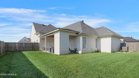 $490,000 | 113 Gentle Island Drive, Broussard, LA 70518