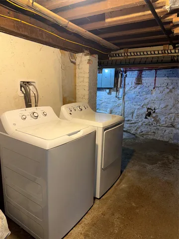 $2,200 | 27 Balding Avenue, Unit 1, Poughkeepsie, NY 12601