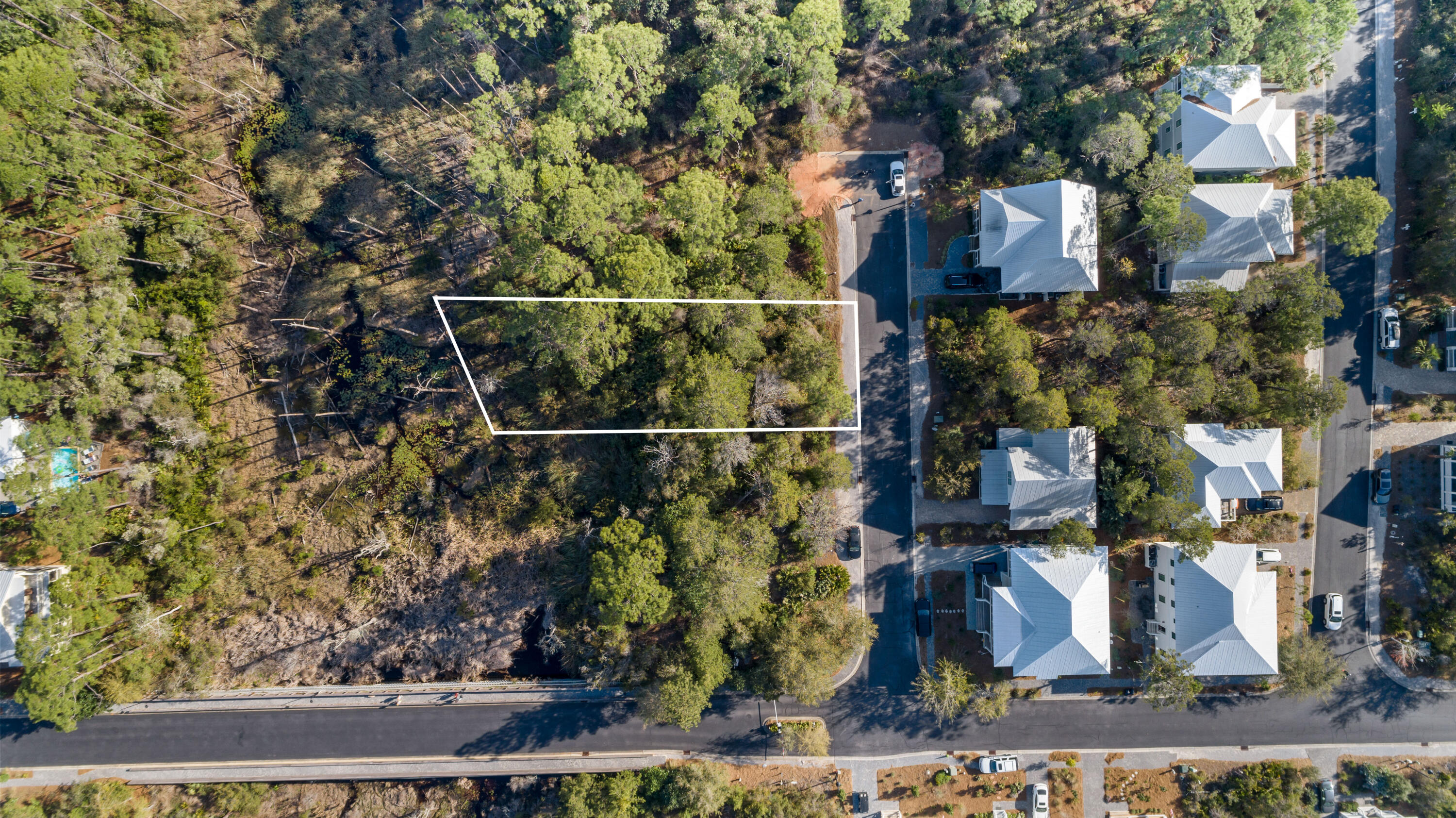 Tbd Kristin Court, Unit 1 Santa Rosa Beach, FL 32459 - Photo 5 of 7 a backyard of a house with lots of green space