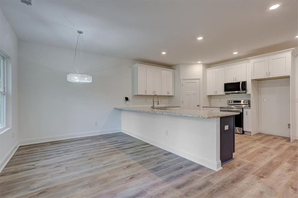 112 Roberts Road Locust Grove, GA 30248 - Photo 10 of 39