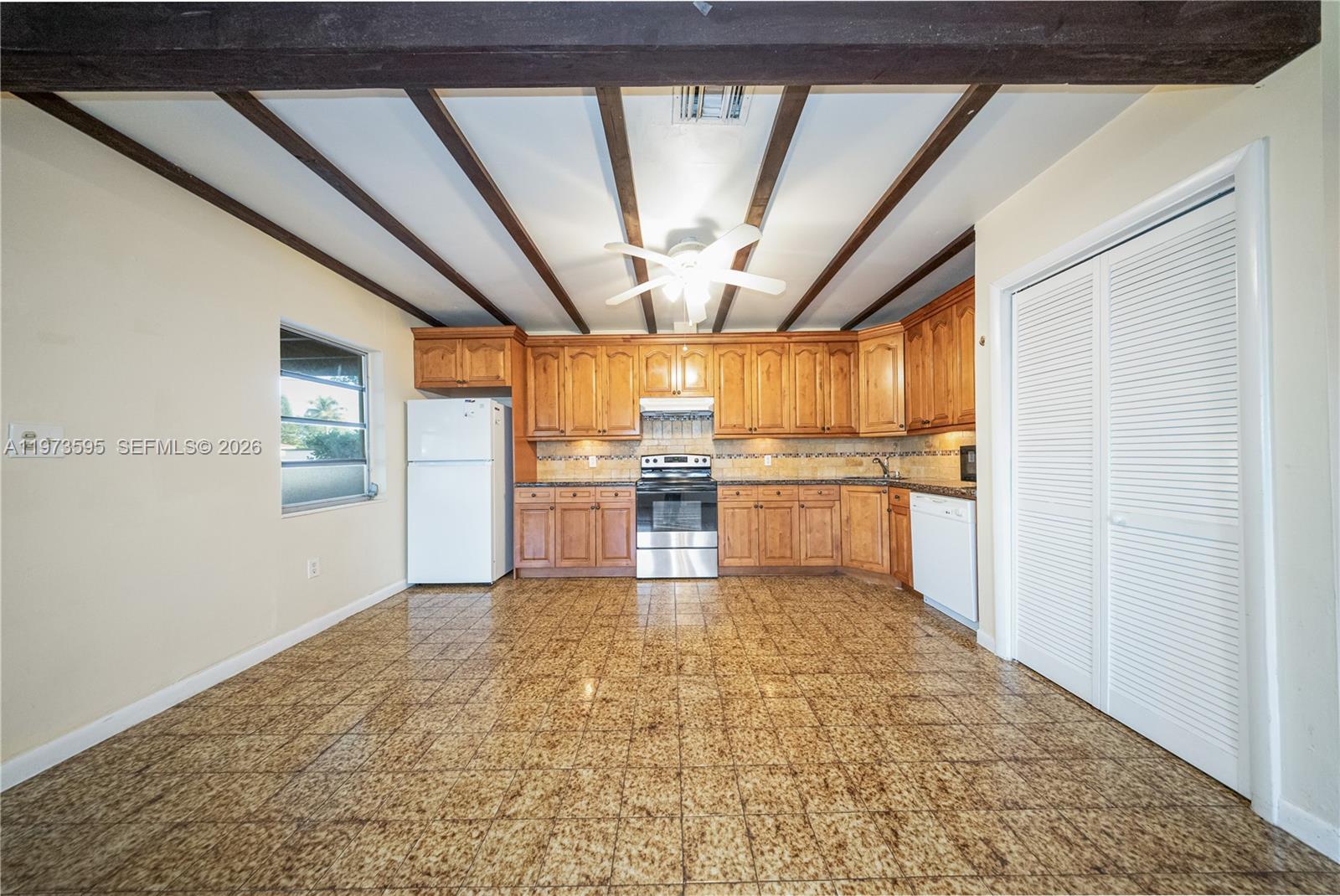 2725 Southwest 82nd Avenue Miami, FL 33155 - Photo 16 of 25