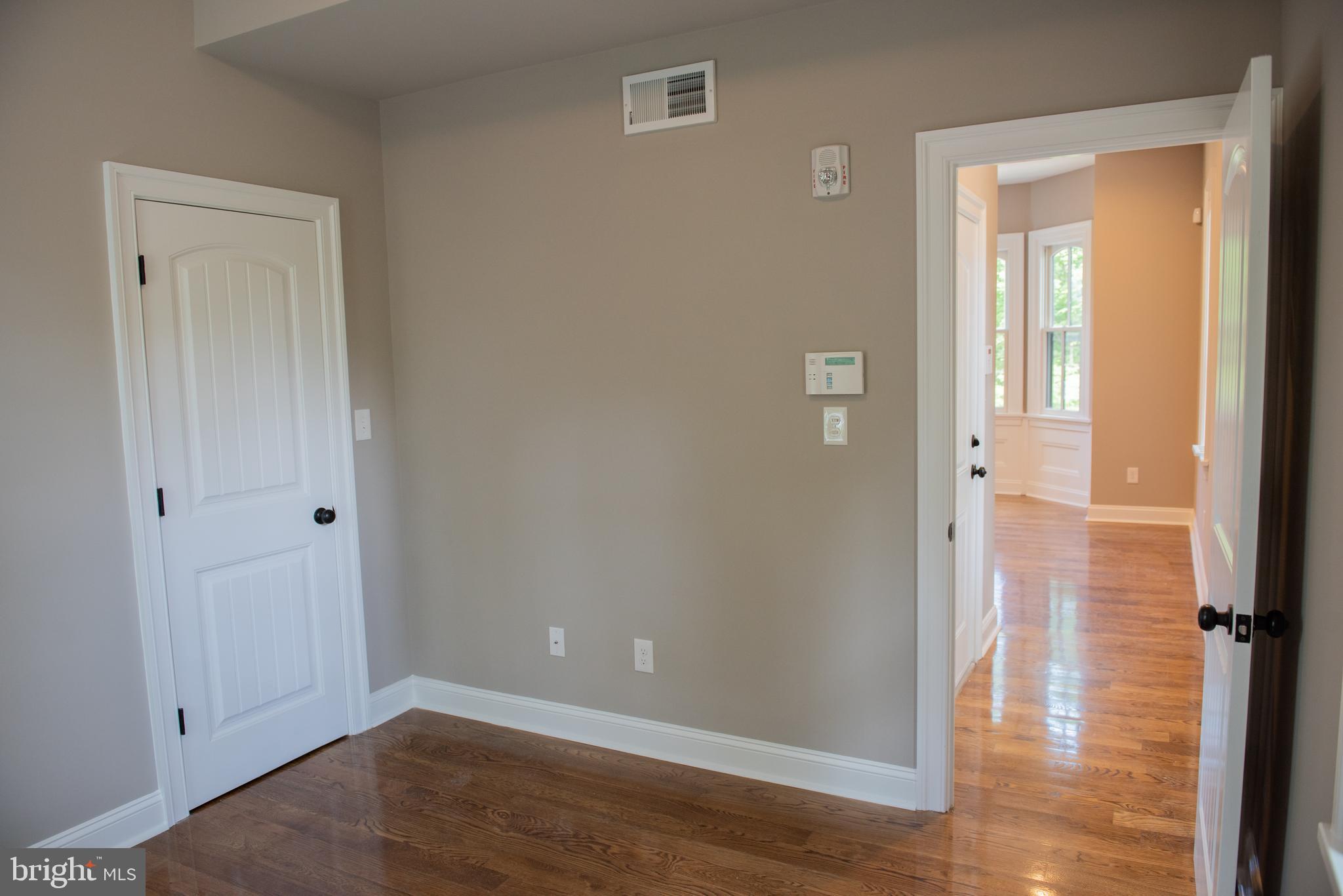 108 Centre Street, Unit C Haddonfield, NJ 08033 - Photo 14 of 19