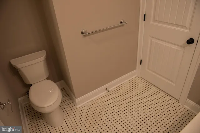 $3,200 | 108 Centre Street, Unit C, Haddonfield, NJ 08033