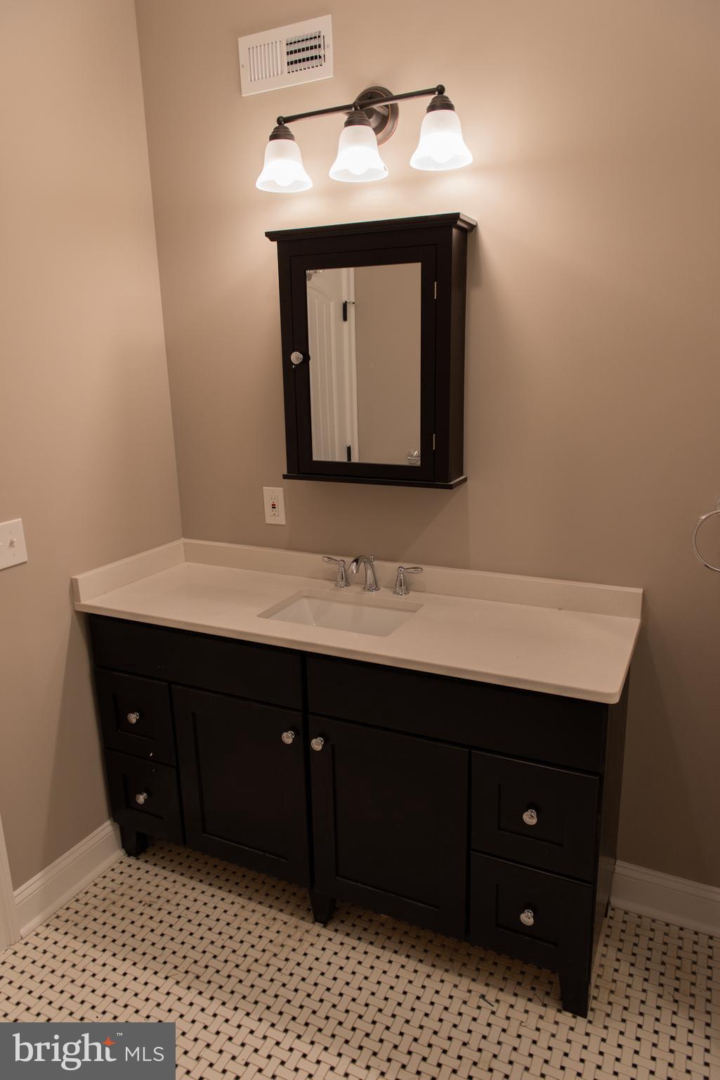 108 Centre Street, Unit C Haddonfield, NJ 08033 - Photo 10 of 19