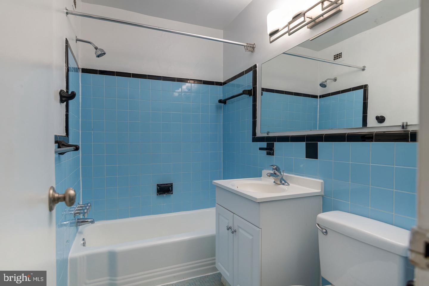 1200 South Arlington Ridge Road, Unit 205 Arlington, VA 22202 - Photo 12 of 16 Gallery Image 12