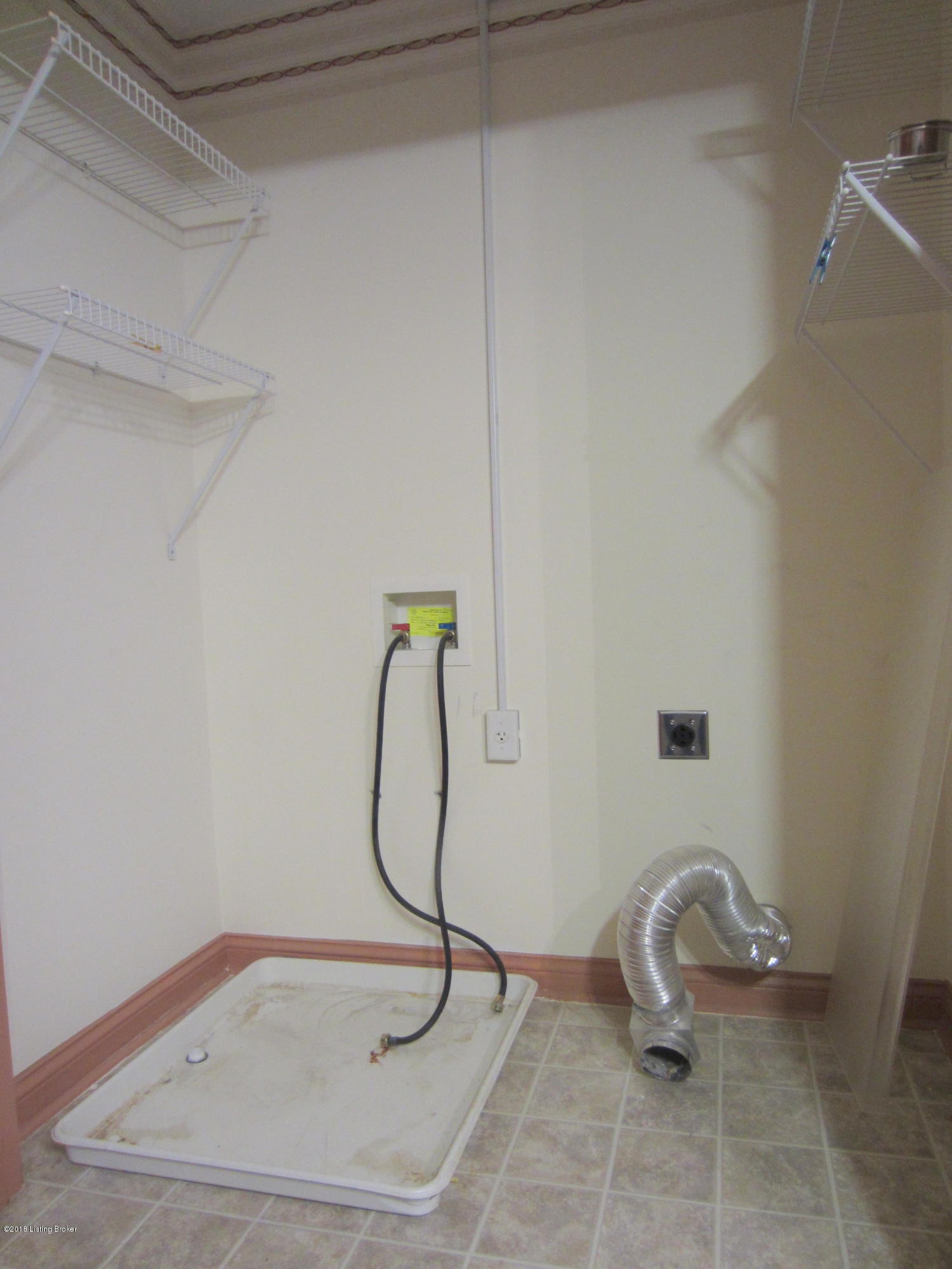 3530 Graham Road Louisville, KY 40207 - Photo 25 of 44 Laundry in Master Bath