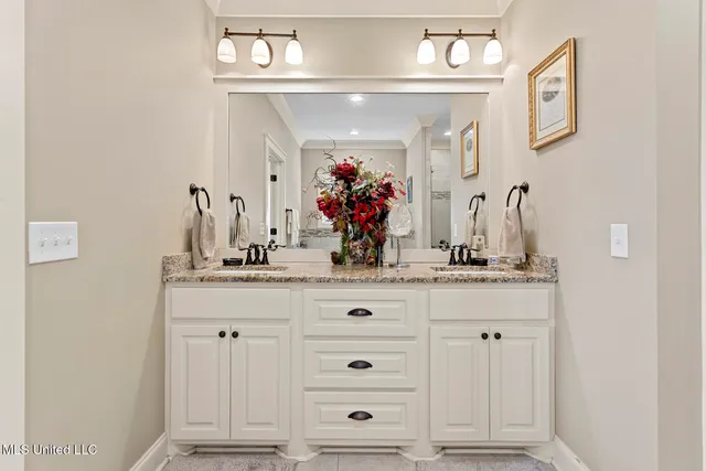 $424,500 | 313 Royal Pond Circle, Flowood, MS 39232