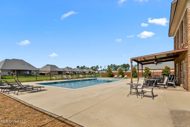 $424,500 | 313 Royal Pond Circle, Flowood, MS 39232