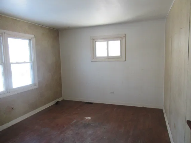 $180,000 | 28448 West Big Hollow Road, Ingleside, IL 60041