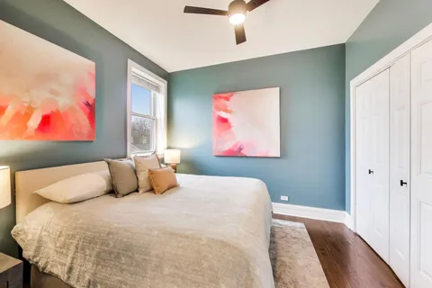 $525,000 | 3044 West Roscoe Street, Unit 2E, Chicago, IL 60618