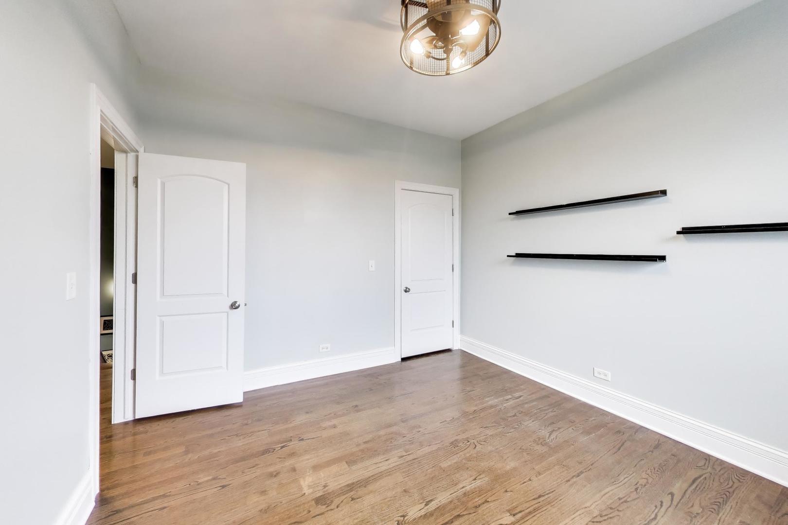 3044 West Roscoe Street, Unit 2E Chicago, IL 60618 - Photo 21 of 26