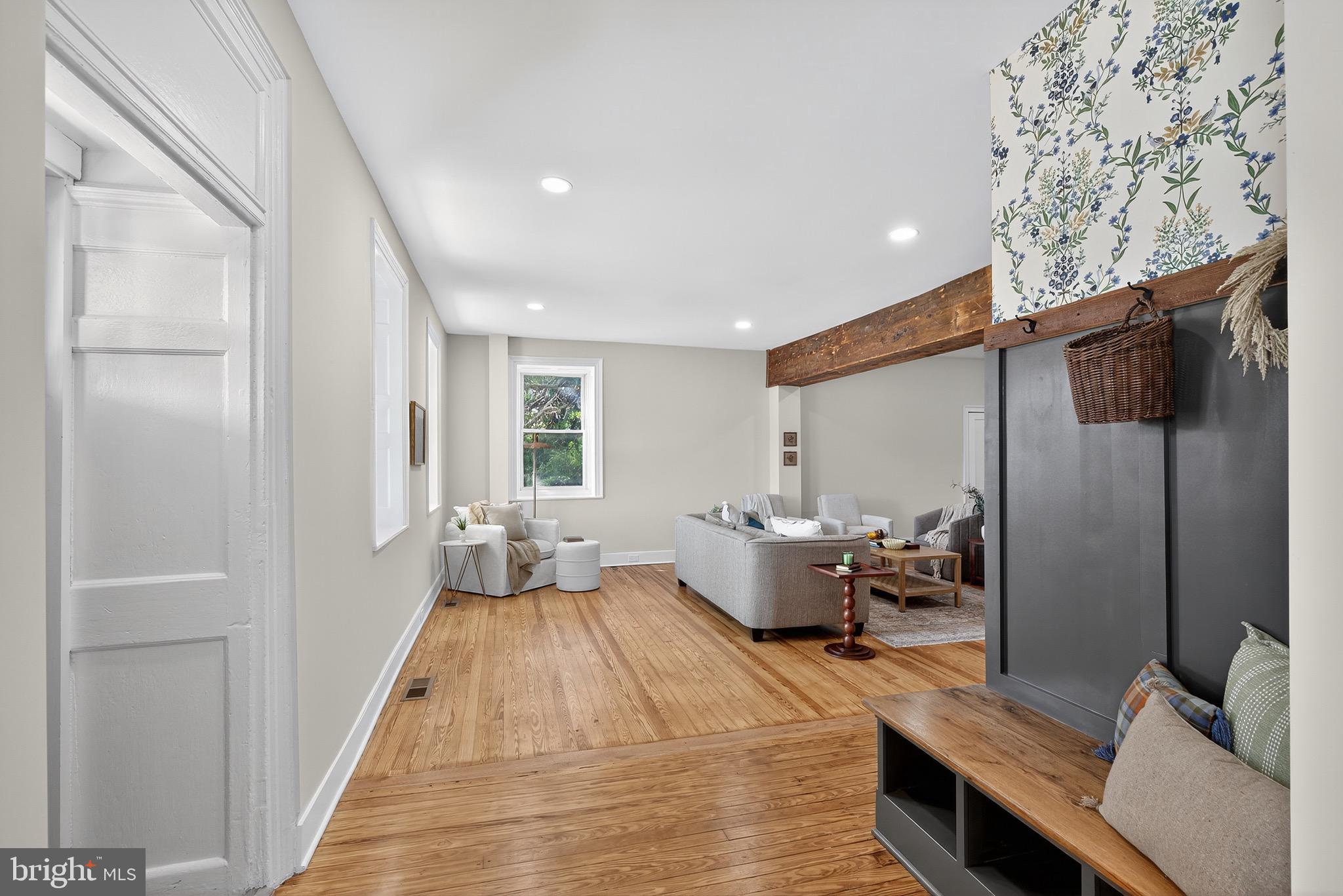 225 East Canal Road York, PA 17404 - Photo 14 of 81