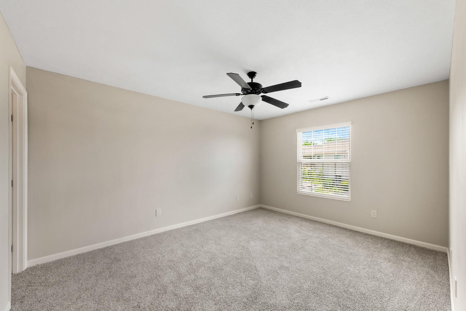 303 Sunset View Lawrenceburg, IN 47025 - Photo 13 of 30