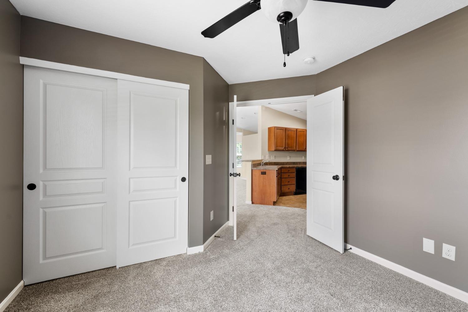 303 Sunset View Lawrenceburg, IN 47025 - Photo 17 of 30