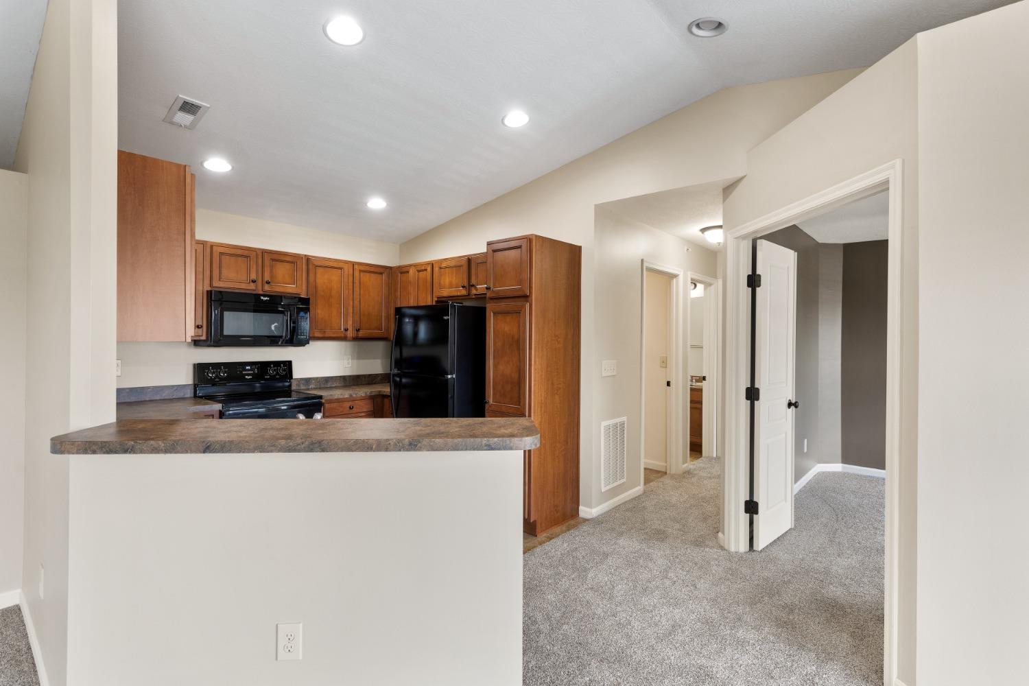 303 Sunset View Lawrenceburg, IN 47025 - Photo 4 of 30