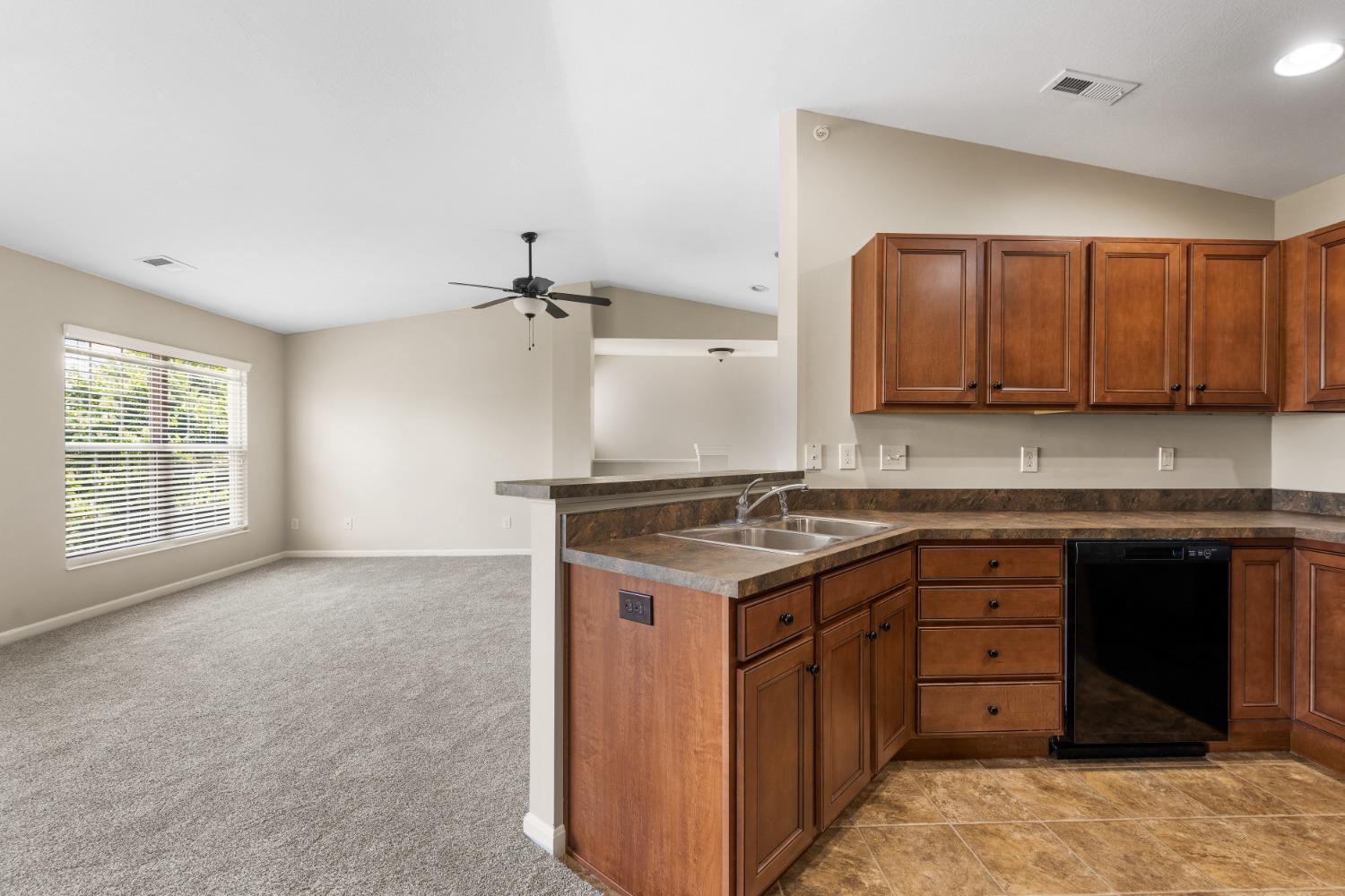 303 Sunset View Lawrenceburg, IN 47025 - Photo 7 of 30