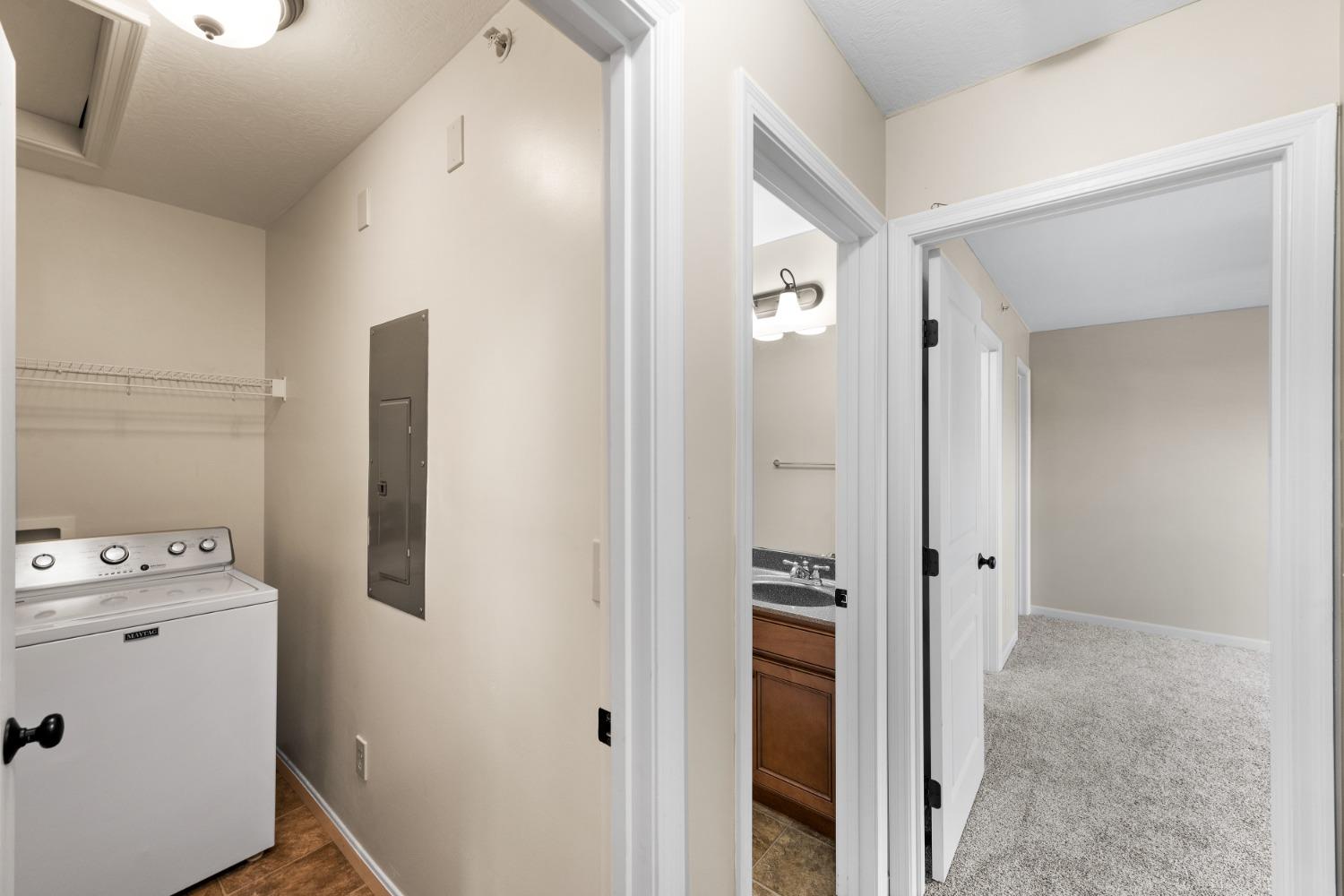 303 Sunset View Lawrenceburg, IN 47025 - Photo 10 of 30