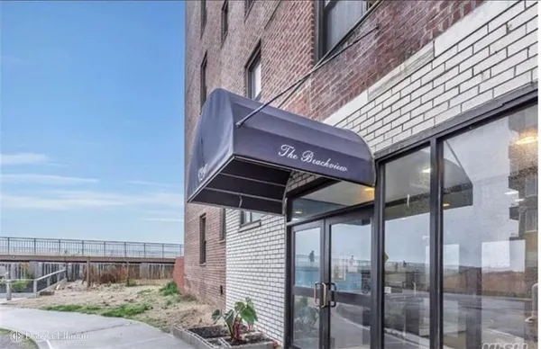 $218,000 | 129 Beach 118th Street, Unit 2L | Rockaway Park