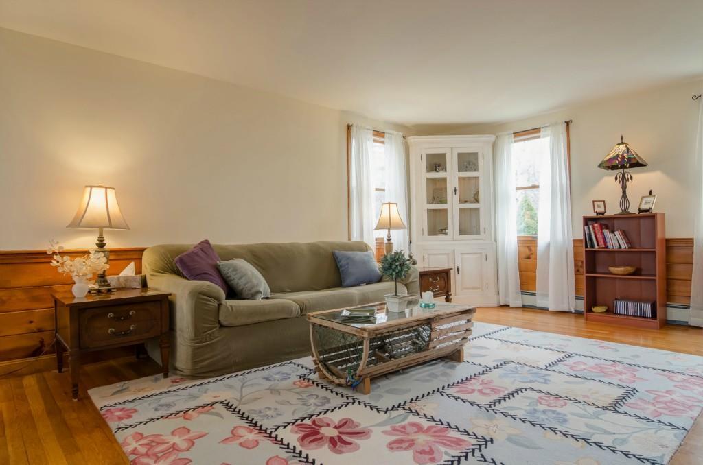 3 Oakwood Road Cape Elizabeth, ME 04107 - Photo 4 of 34 Photo