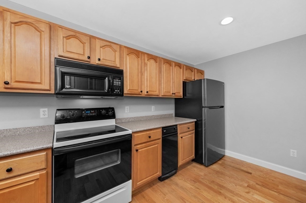 7 Conant Road, Unit 37 Winchester, MA 01890 - Photo 10 of 25 Gallery Image 10
