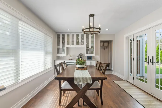 $4,295 | 263 Lexington Parkway South, St. Paul, MN 55105