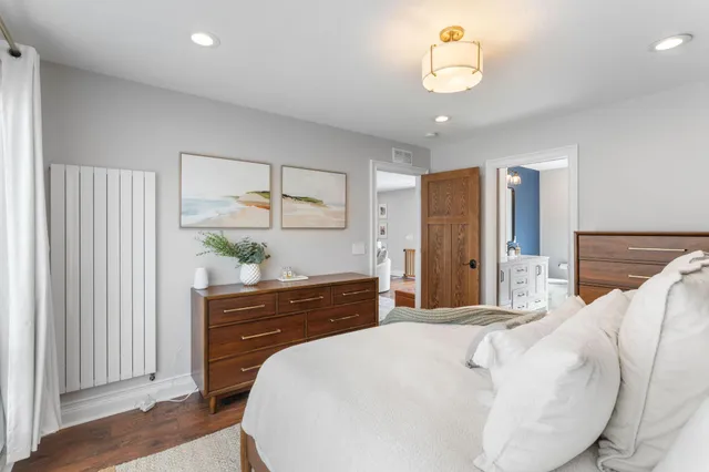 $4,295 | 263 Lexington Parkway South, St. Paul, MN 55105