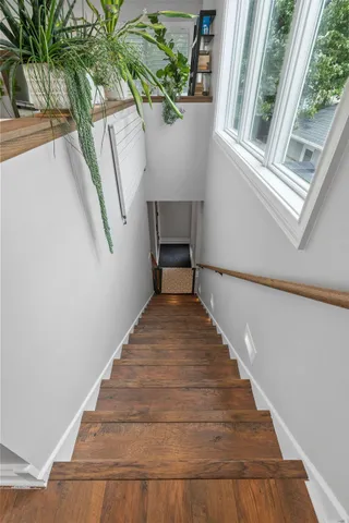 $4,295 | 263 Lexington Parkway South, St. Paul, MN 55105