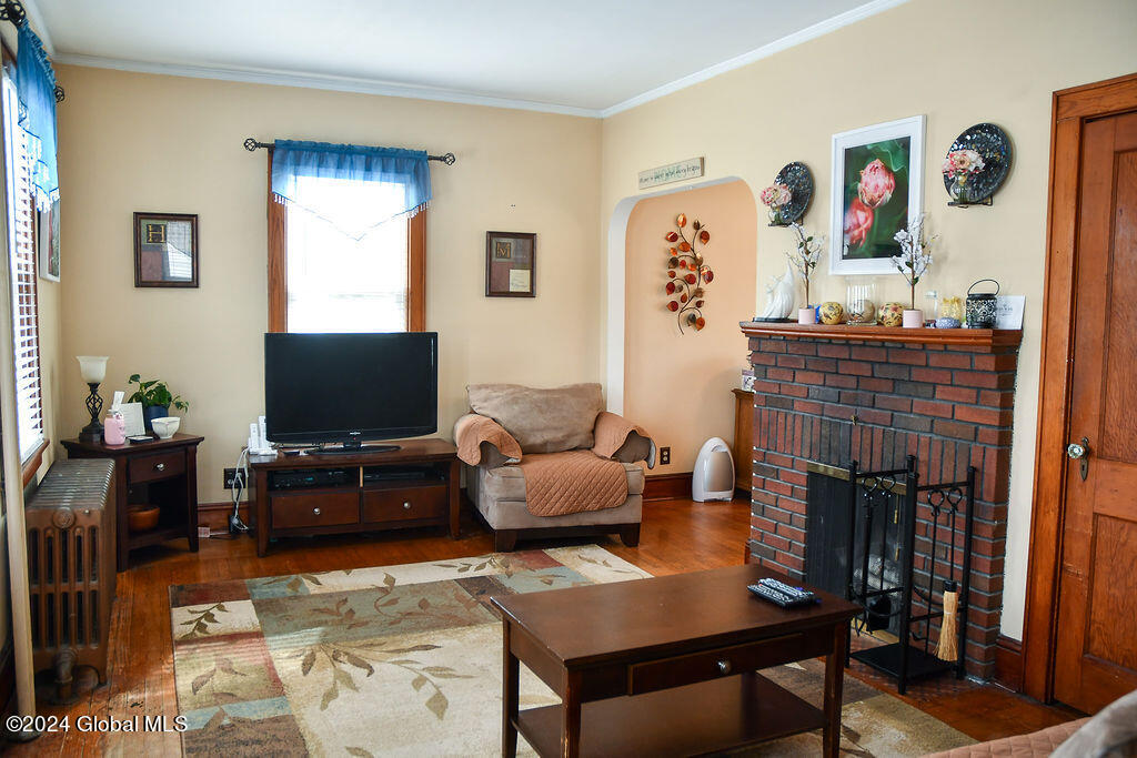 37 Clifford Road Menands, NY 12204 - Photo 6 of 34 DSC_3847
