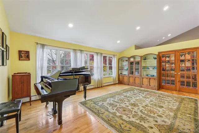 $879,000 | 23 Hallmark Drive, New City, NY 10956