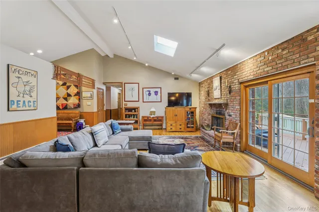 $879,000 | 23 Hallmark Drive, New City, NY 10956